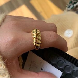 croissant ring (gold or silver)